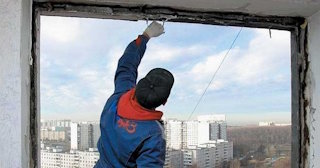 Демонтаж остекления балкона в клине - цена от 570 руб. - Сварной-Кли
