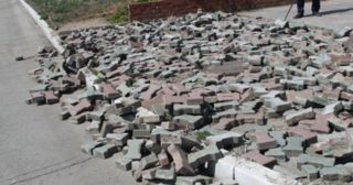 Демонтаж тротуарной плитки Клин, цена от 2951 руб.